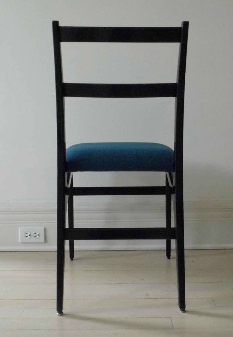 Mid-20th Century Pair of Dining Chairs By Gio Ponti