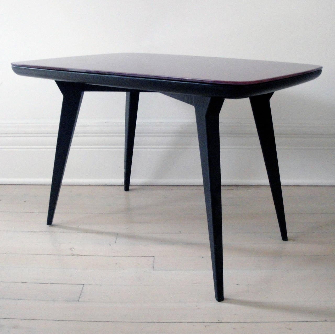 Italian Pair of Ponti Style Side Tables For Sale