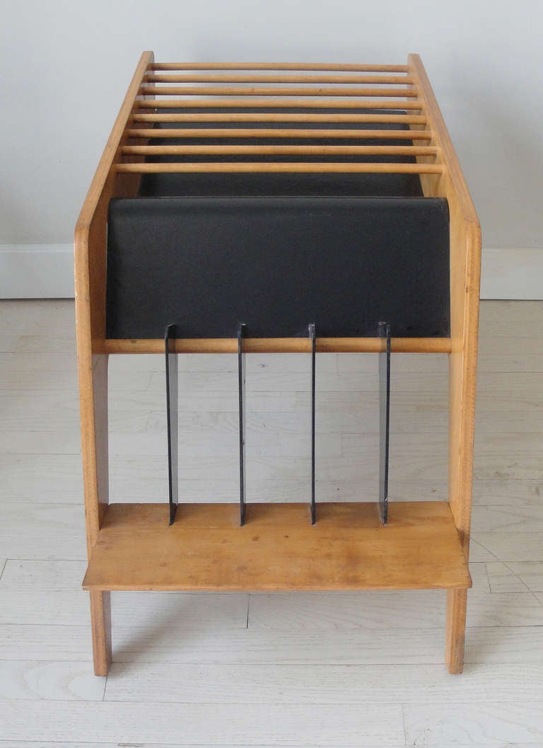 Vinyl Records and Magazine Rack In Good Condition For Sale In Hudson, NY