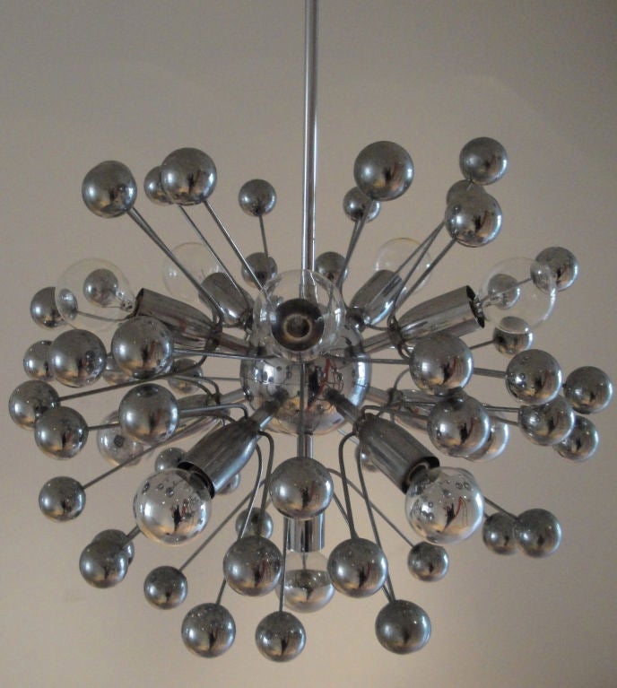Multiple arms Sputnik with chrome balls and 12 lights