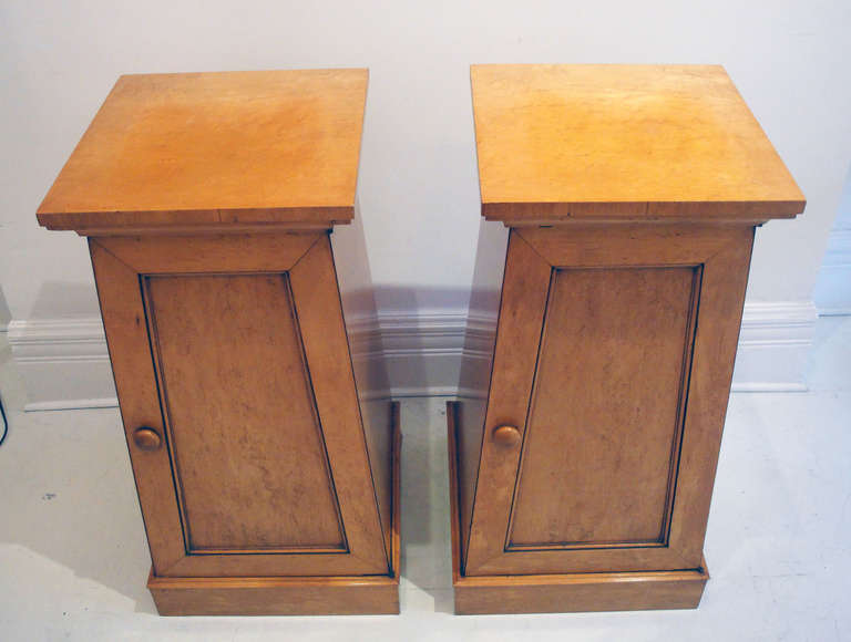 Pair of Biedermeier Pedestals In Good Condition For Sale In Hudson, NY