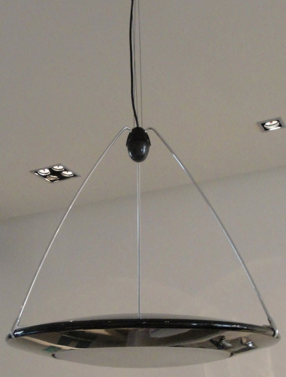 Arteluce pendant chandelier designed by Ezio Didone. <br />
This 