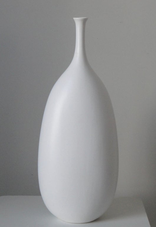 White glazed satin finnish ceramic vase.