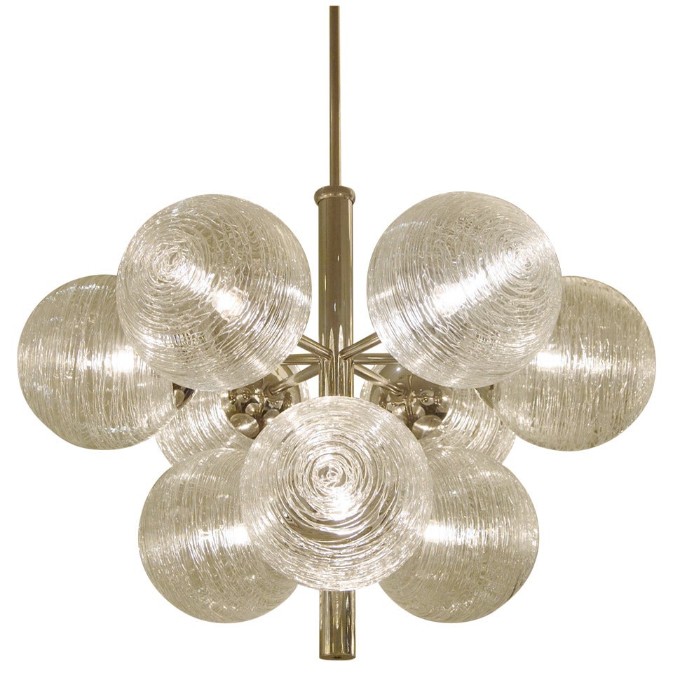 Lustre chromé avec 9 globes en verre filé