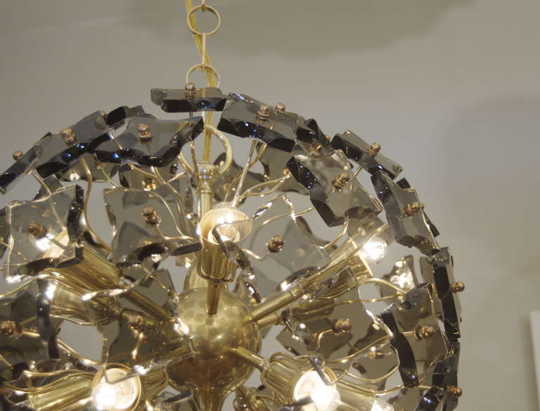 Mid-20th Century Early Italian Smoked Glass Sputnik in Brass