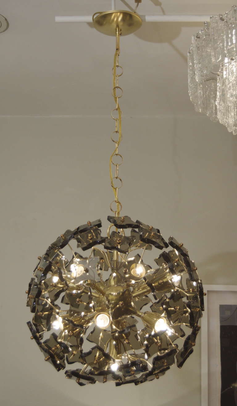 Early Italian Smoked Glass Sputnik in Brass In Excellent Condition In Stamford, CT