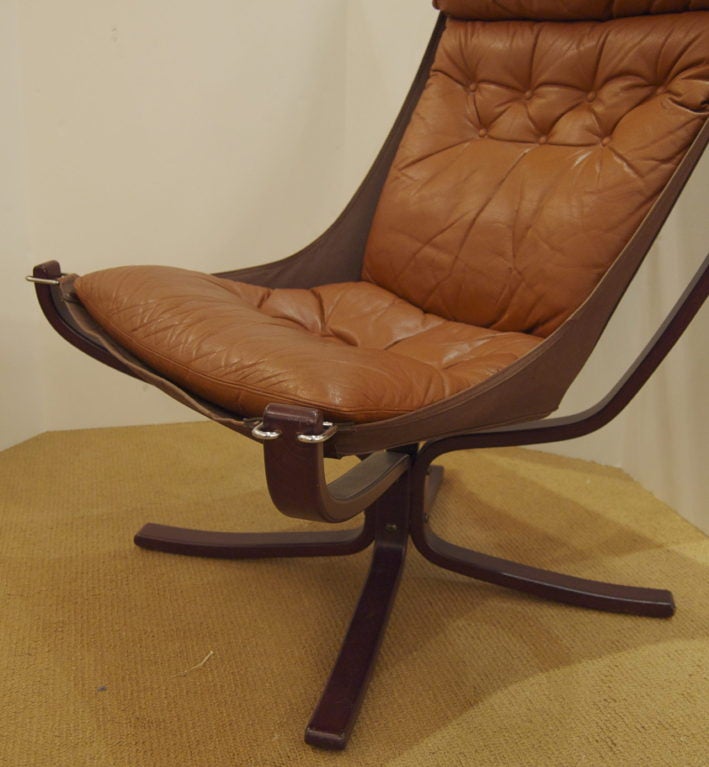Gorgeous Falcon chair with immaculate original leather, by Sigurd Resell (alt. Ressel, Ressell) for Vatne Møbler.