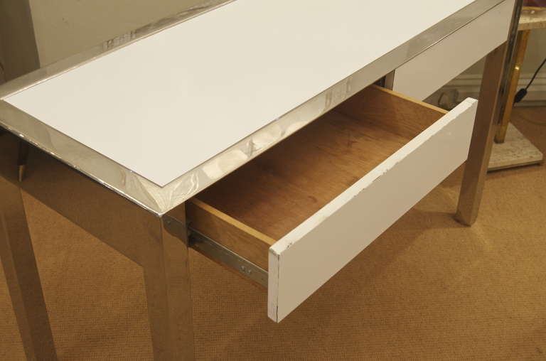 Modern Chrome and White Laminate Desk or Console Table In Good Condition In Stamford, CT