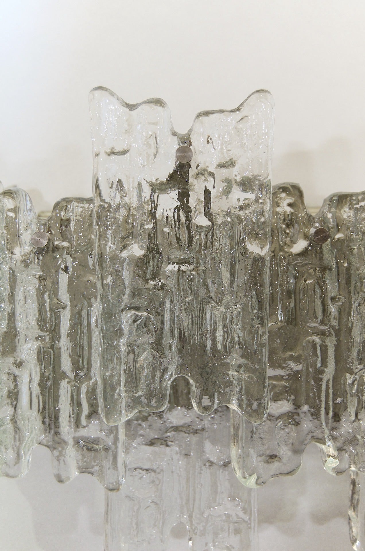 Grand Ice Glass Kalmar Sconce 3