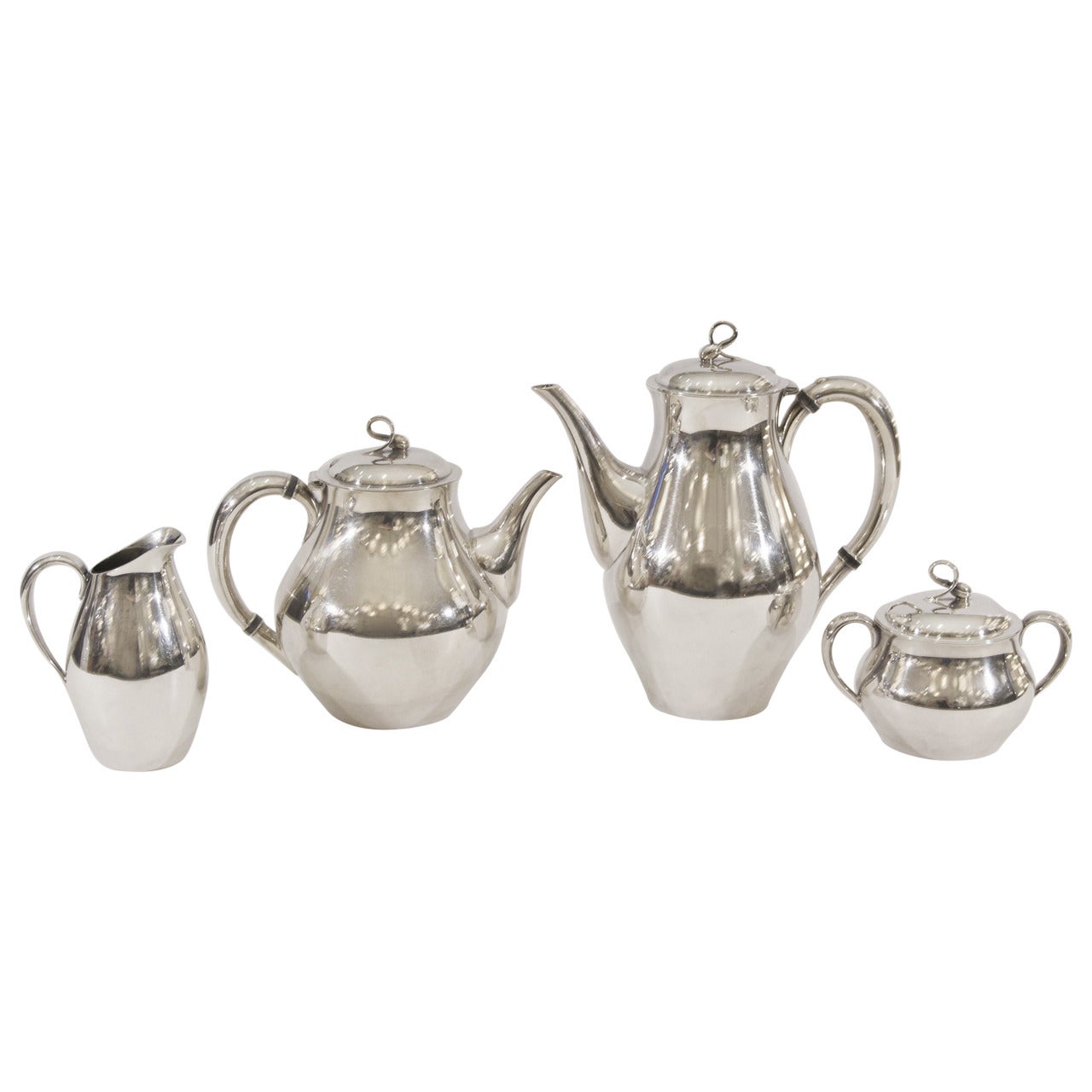 Reed & Barton "Americana" Silverplate Tea & Coffee Service For Sale
