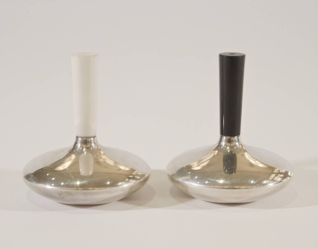 Unusual Silverplate Salt & Pepper Shakers by Cohr In Excellent Condition In Stamford, CT