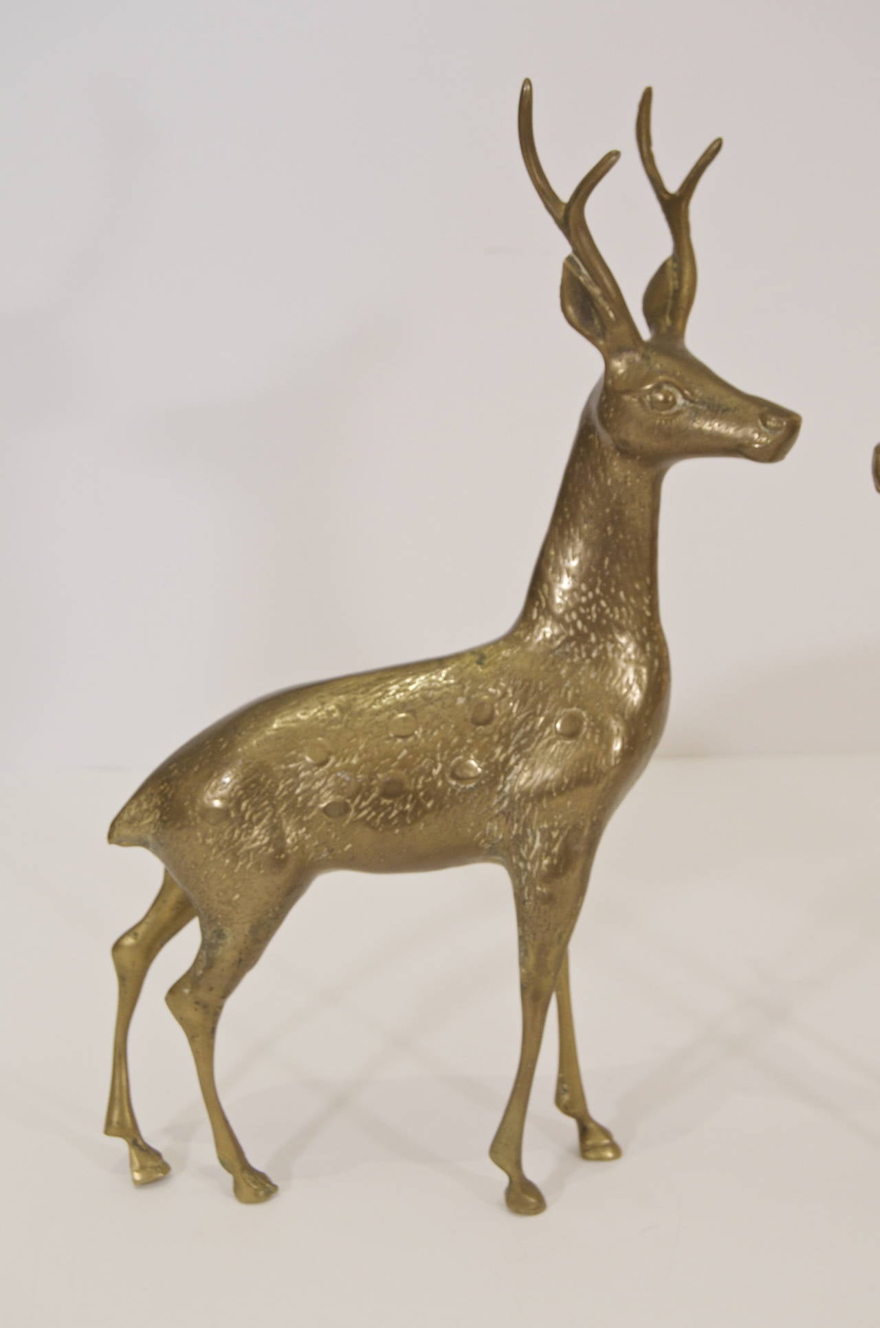 Coppia di renne d'ottone vintage di grandi dimensioni In condizioni ottime a Stamford, CT