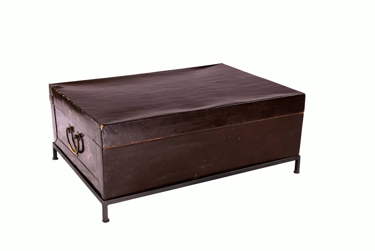 Chinoiserie Chinese Leather Trunk Table