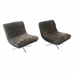 Vintage Pair of Stunning Swivel Slipper Chairs in Leather