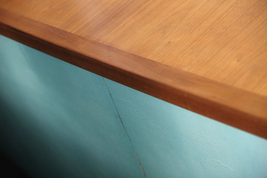 An Exceptional Extra-Long (Slightly Curved) Mahogany Sideboard 3