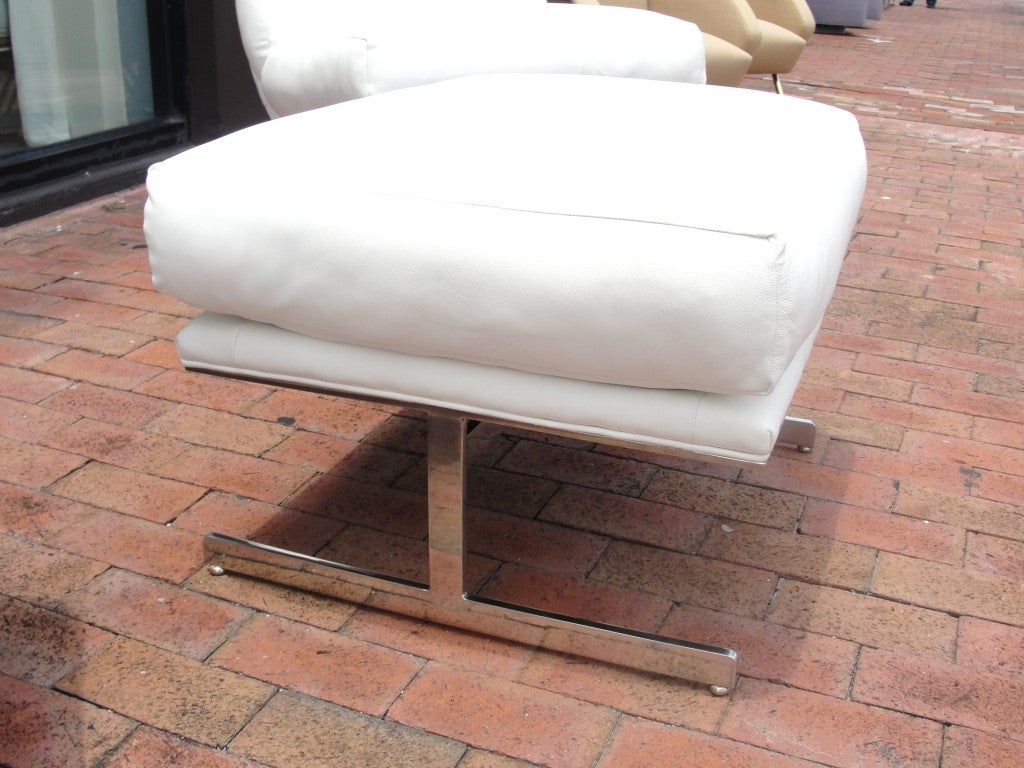 Pair of Kipp Stewart White Leather Chairs and Ottoman In Excellent Condition In East Hampton, NY