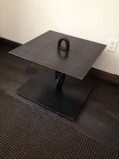 Iron Chainlink Sidetable