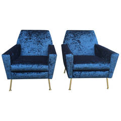 Pair of Sculptural Design Italian Armchairs in Sapphire Blue Velvet 2
