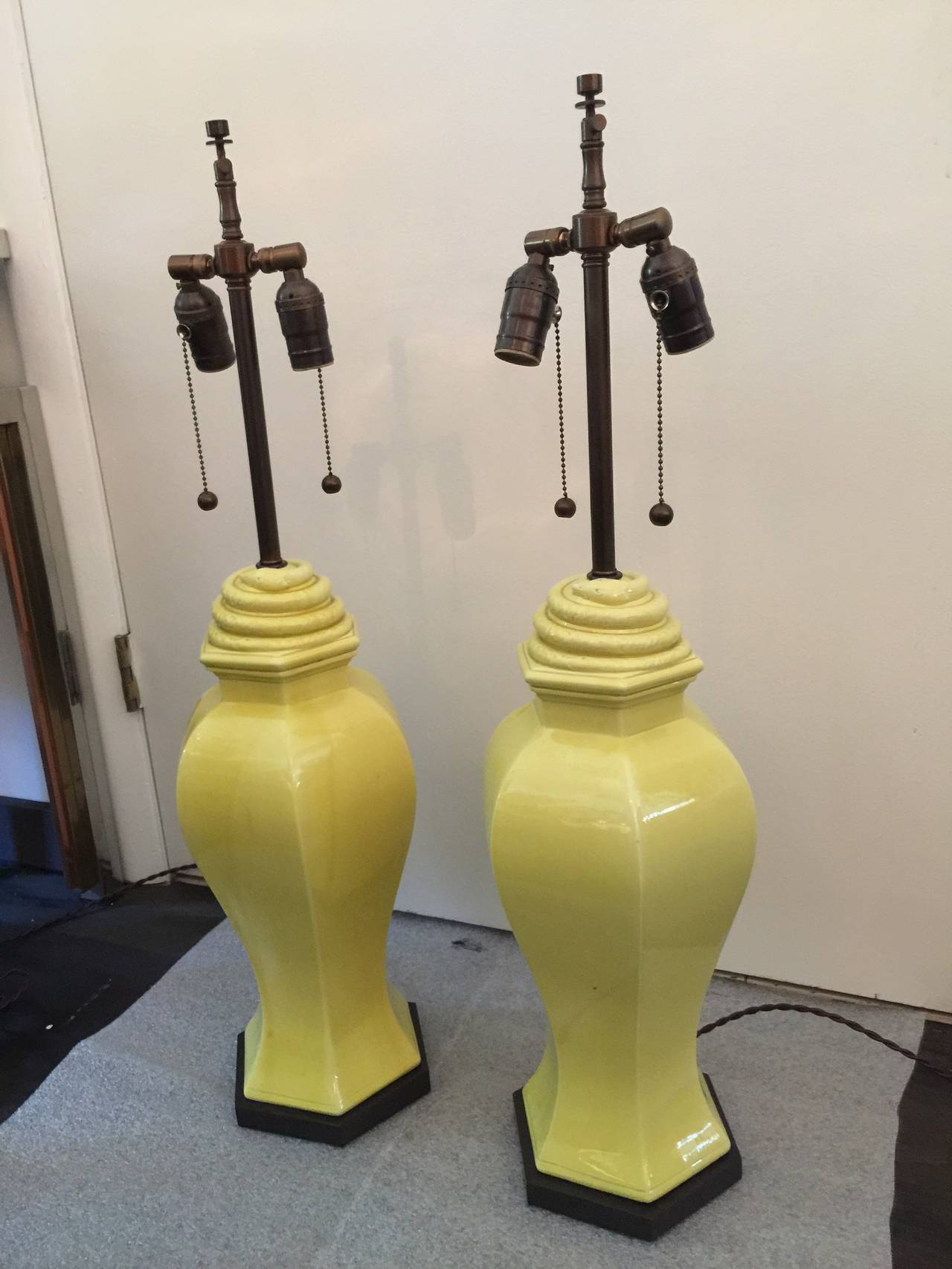 Mid-20th Century Citron Porcelain Table Lamps with Serpentine Detail For Sale