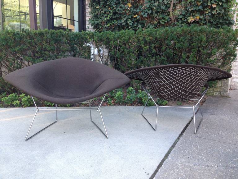 Pair of Early Bertoia Wide Diamond Chairs For Sale 1
