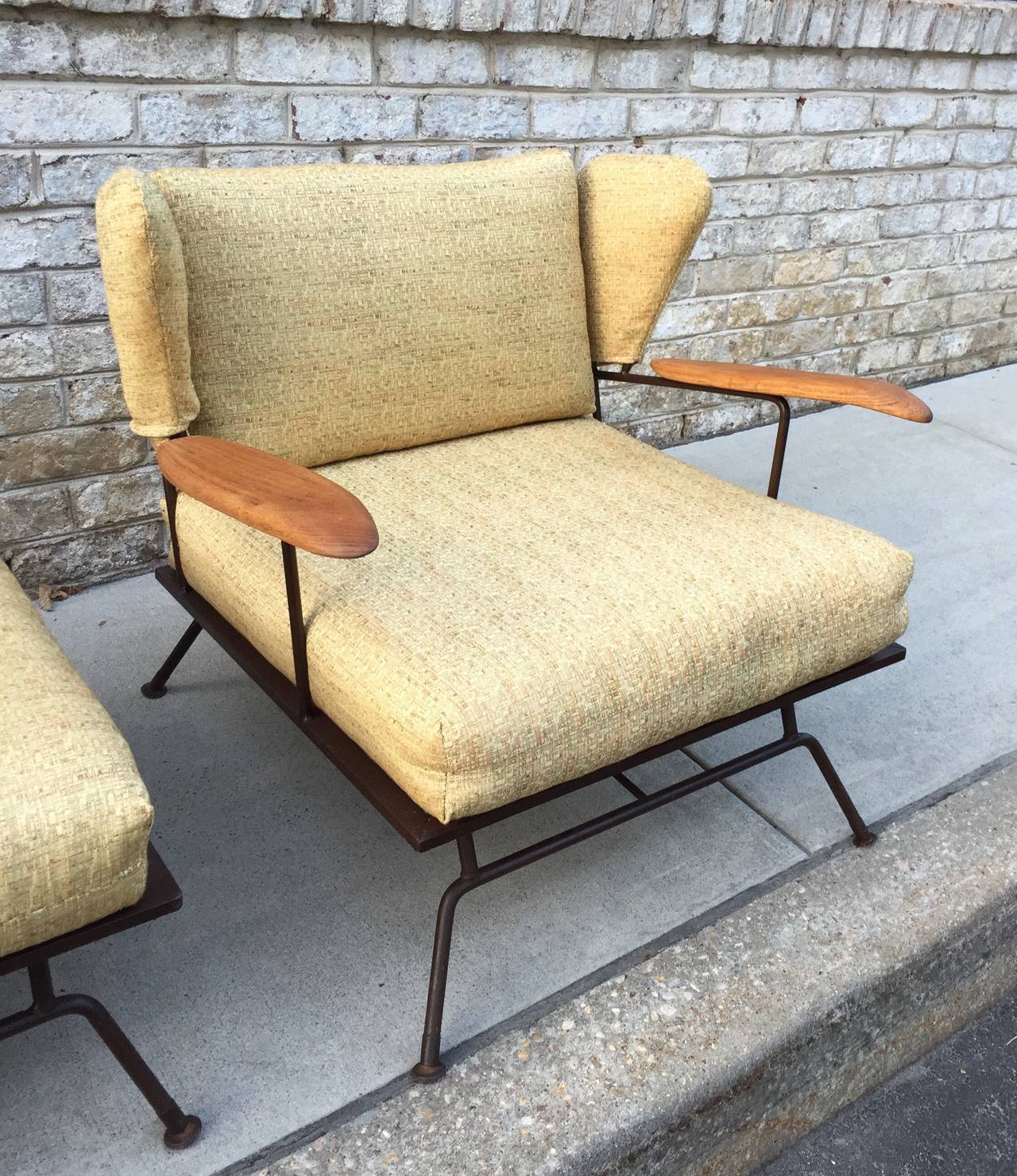 Rare Set of Loose Cushion Modernist Iron Lounge Chairs In Excellent Condition In East Hampton, NY