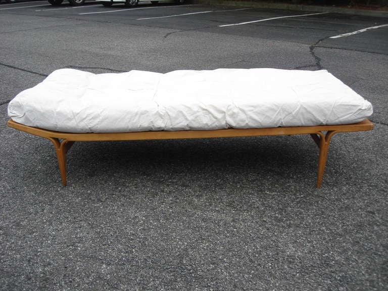 Bruno Mathsson T303 Berlin Daybed for Karl Mathsson In Good Condition In East Hampton, NY