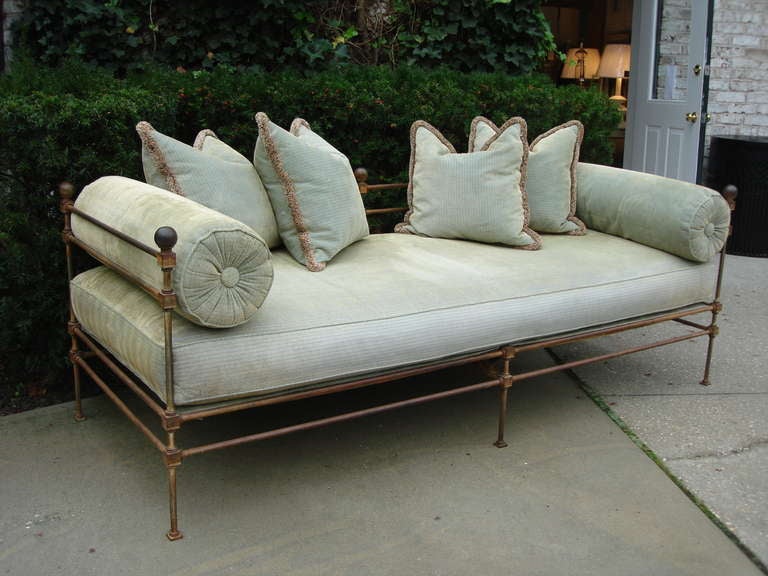 19th Century Neoclassical English Daybed In Excellent Condition In East Hampton, NY