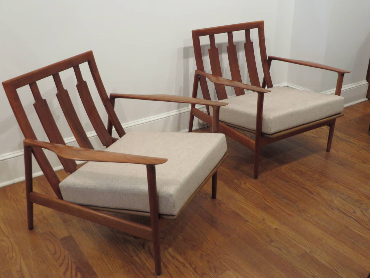 Pair of Danish Armchairs by Ib Kofod Larsen In Excellent Condition In Tarrytown, NY