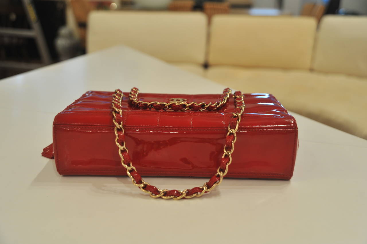 Chanel Candy Apple Red Patent Leather Bag In Excellent Condition In Tarrytown, NY