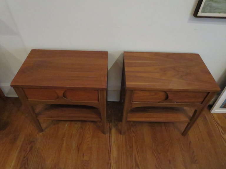 Late 20th Century Kent Coffey Pair of Side Tables / End Tables