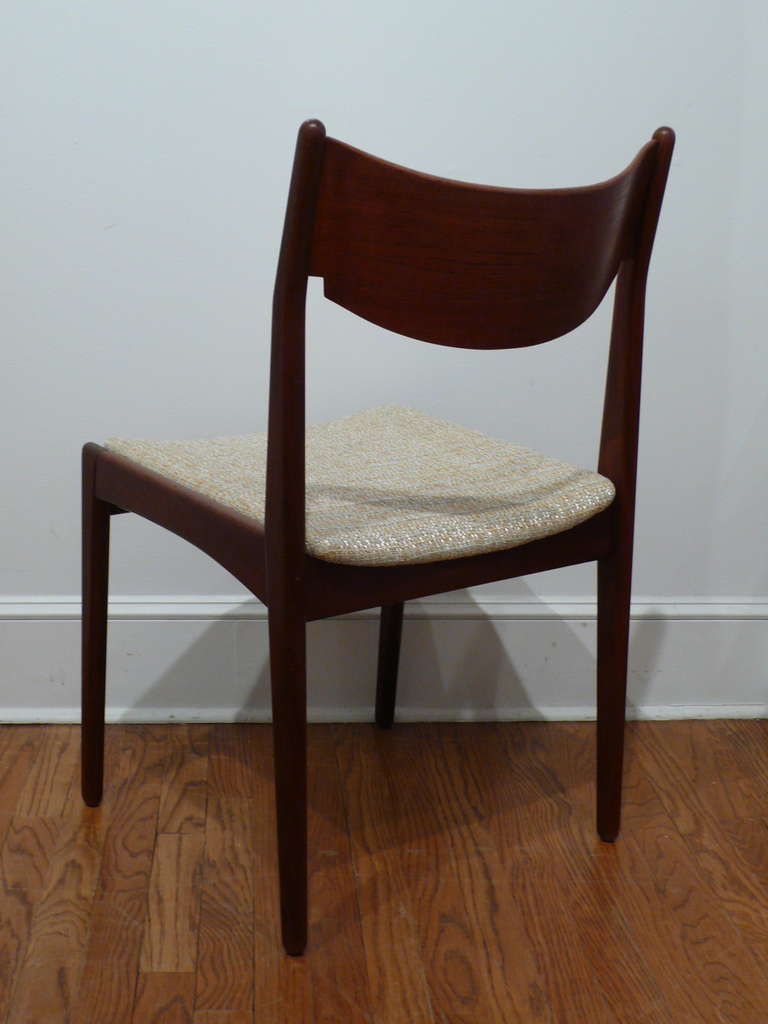 Mid-20th Century Pair of Danish Chairs For Sale