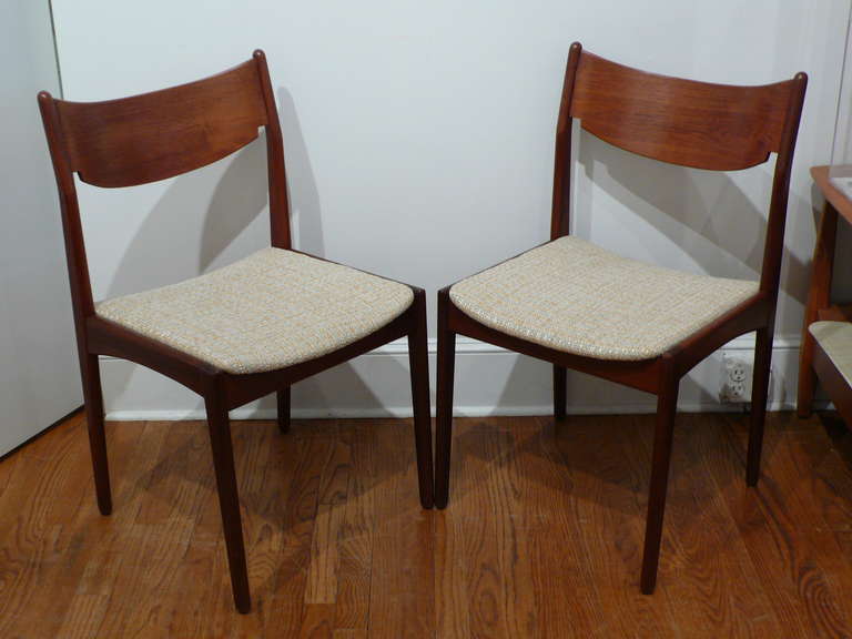 Wood Pair of Danish Chairs For Sale