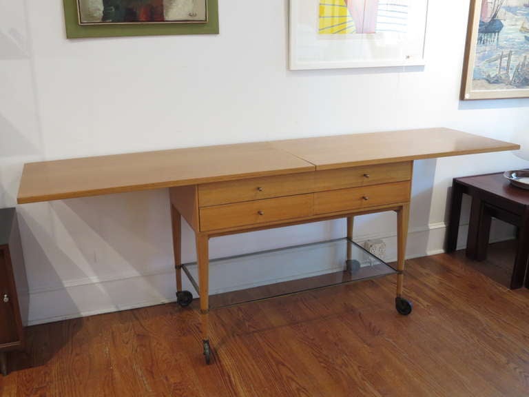 Expandable Bar Cart / Console by Paul McCobb In Good Condition In Tarrytown, NY