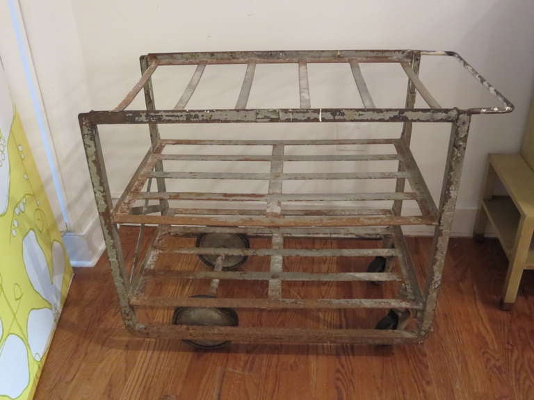 Industrial  Iron Cart In Distressed Condition In Tarrytown, NY