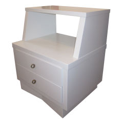 End Table / Night Stand End Table / Night Stand