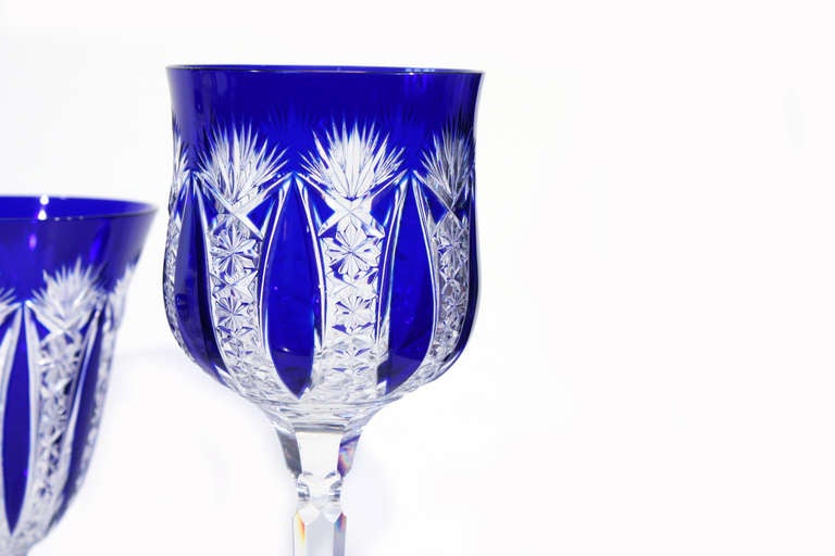 Baccarat Condé Pattern Cobalt Cut to Clear Stielgläser Service für 12 im Zustand „Hervorragend“ im Angebot in Great Barrington, MA