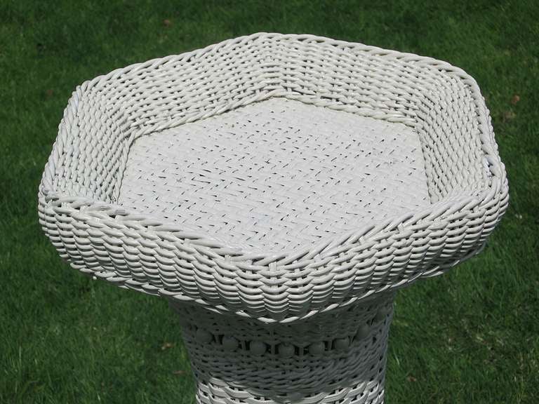 Victorian Wicker Pedestal In Excellent Condition For Sale In Sheffield, MA