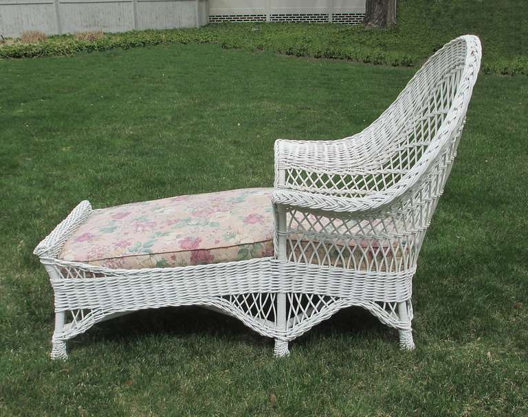 American Bar Harbor Wicker Chaise Lounge For Sale