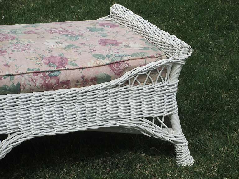 Bar Harbor Wicker Chaise Lounge For Sale 3