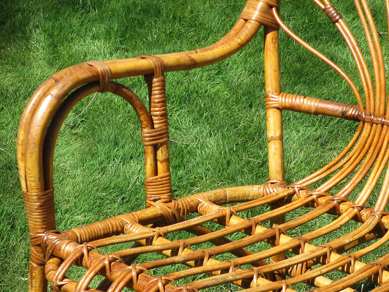 20th Century Stick Wicker/Rattan Settee For Sale