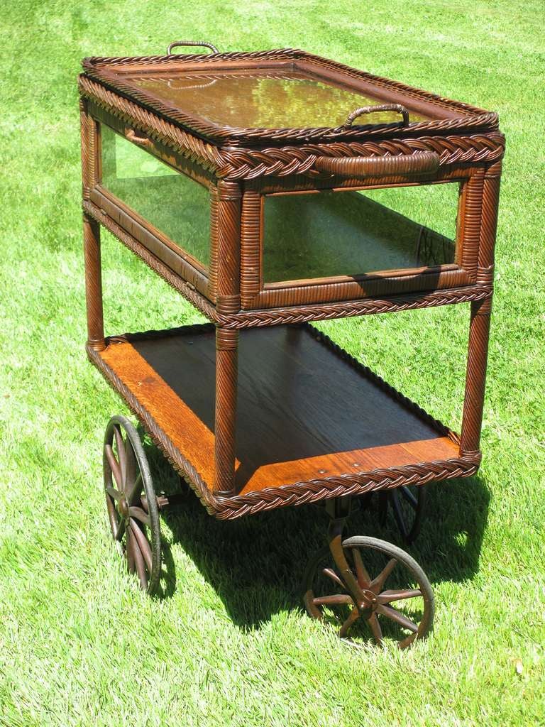 Unusual Wicker Pie Safe Tea Cart In Excellent Condition In Sheffield, MA