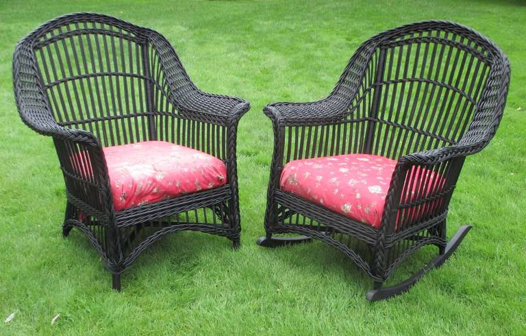 Three-Piece Stick Wicker Set In Excellent Condition In Sheffield, MA