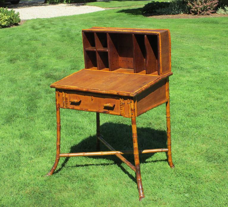 Bamboo 1-drawer desk