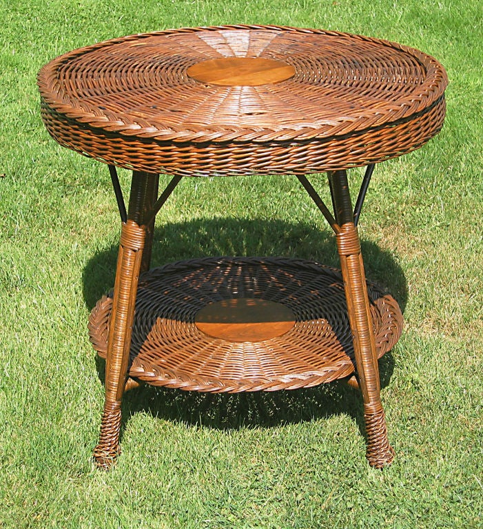BAR HARBOR WICKER TABLE