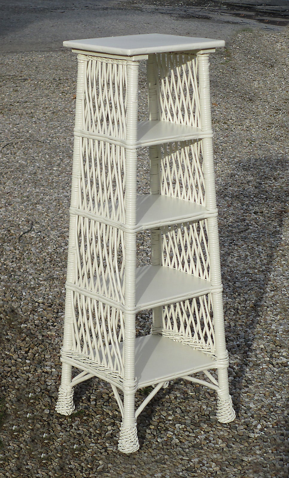 Bar Harbor Wicker Shelf