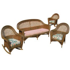 Antique Four-Piece Transitional Style Wicker Set