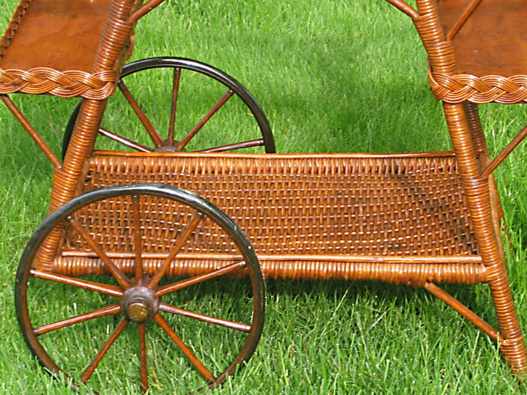Wicker Tea Cart In Excellent Condition In Sheffield, MA