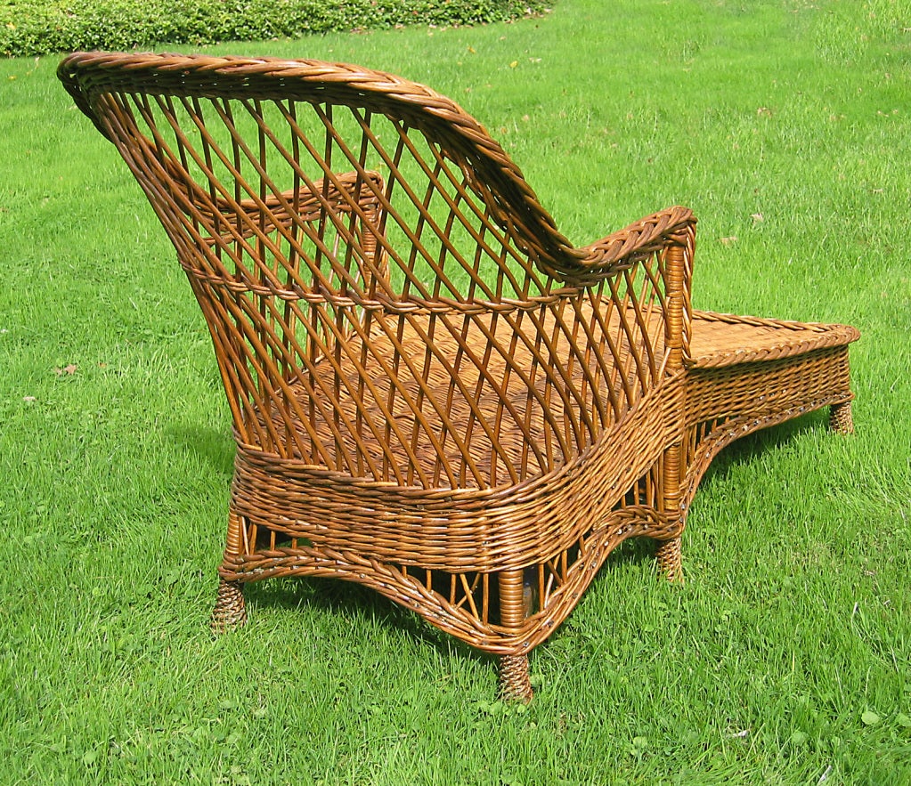 20th Century Bar Harbor Wicker Chaise Longue For Sale
