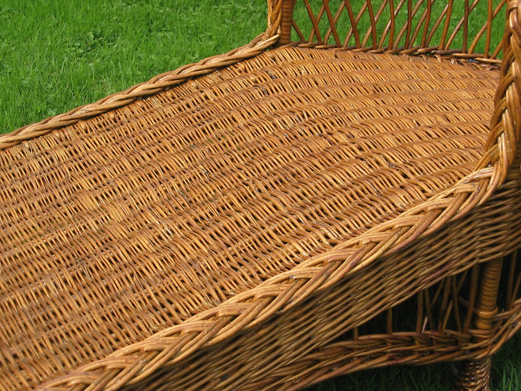 Bar Harbor Wicker Chaise Longue For Sale 2