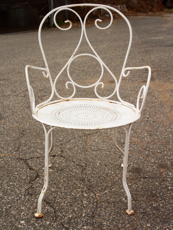 Set of 8 Garden Chairs In Good Condition In Sheffield, MA